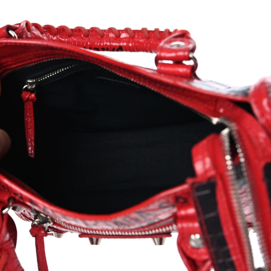 Calfskin Crocodile Embossed Graffiti Classic Hardware Mini City Bright Red Black
