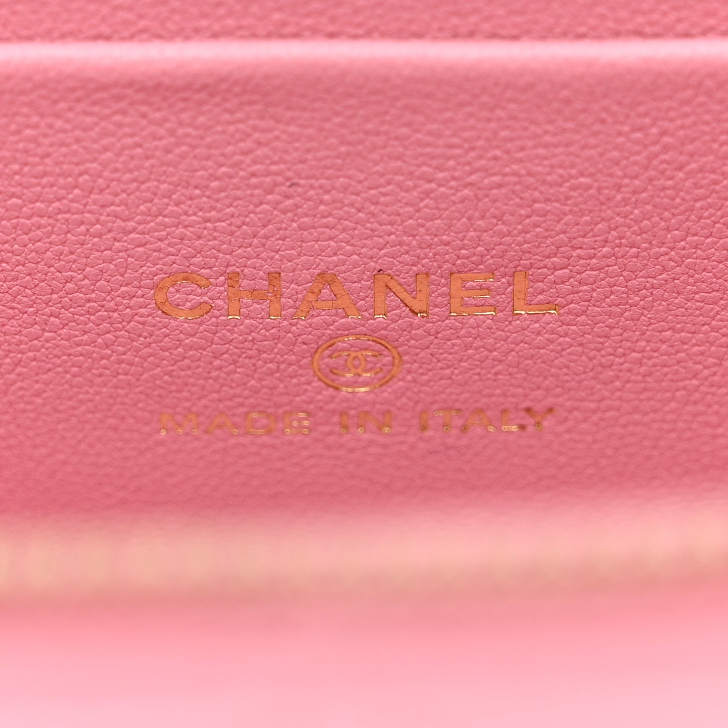Lambskin Quilted Pick Me Up Vanity Case Pink