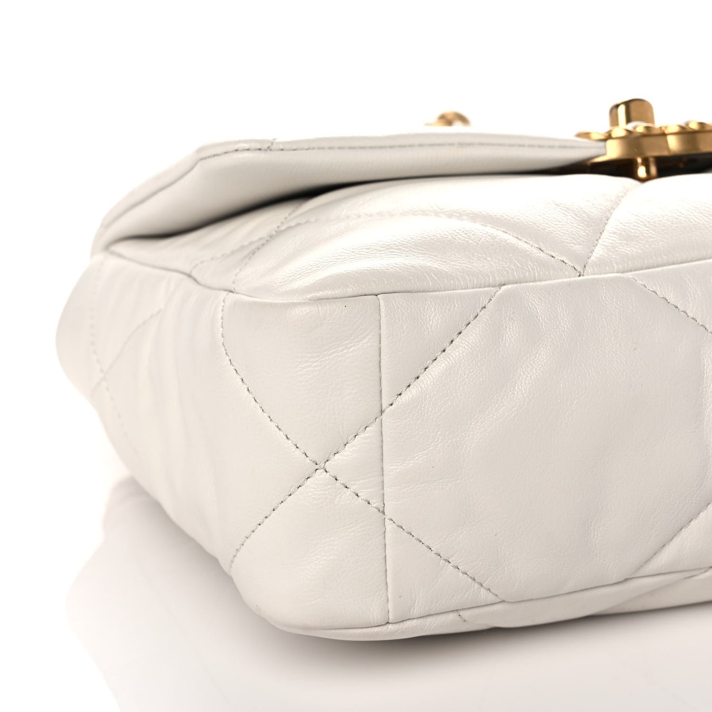 Goatskin Quilted Medium Chanel 19 Flap White
