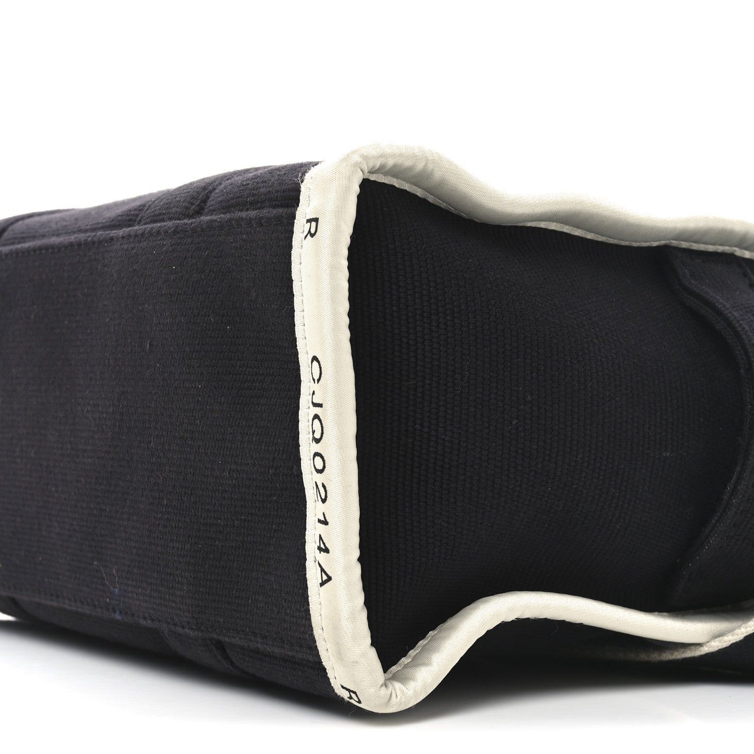 Marc Jacobs Jacquard Medium The Traveler Tote Bag Black 8 of 9