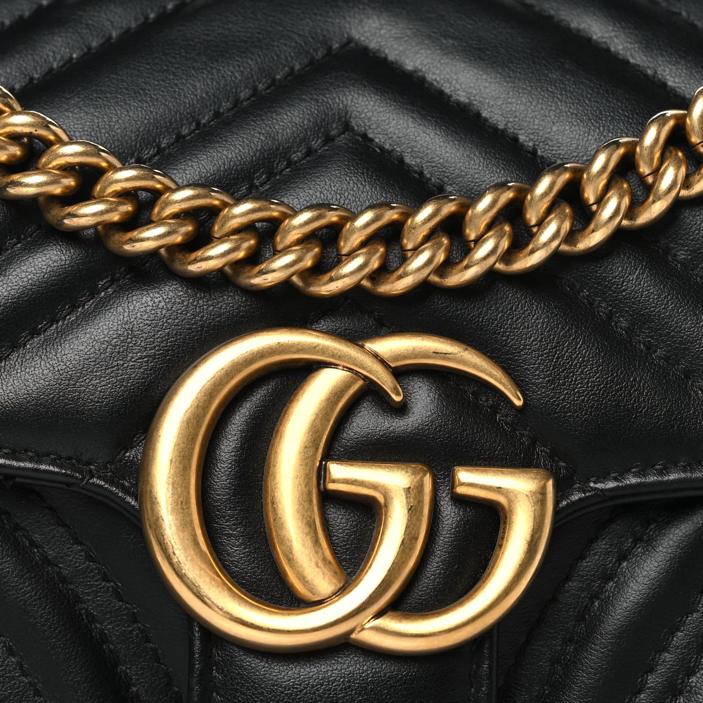 Calfskin Matelasse Mini GG Marmont Shoulder Bag Black