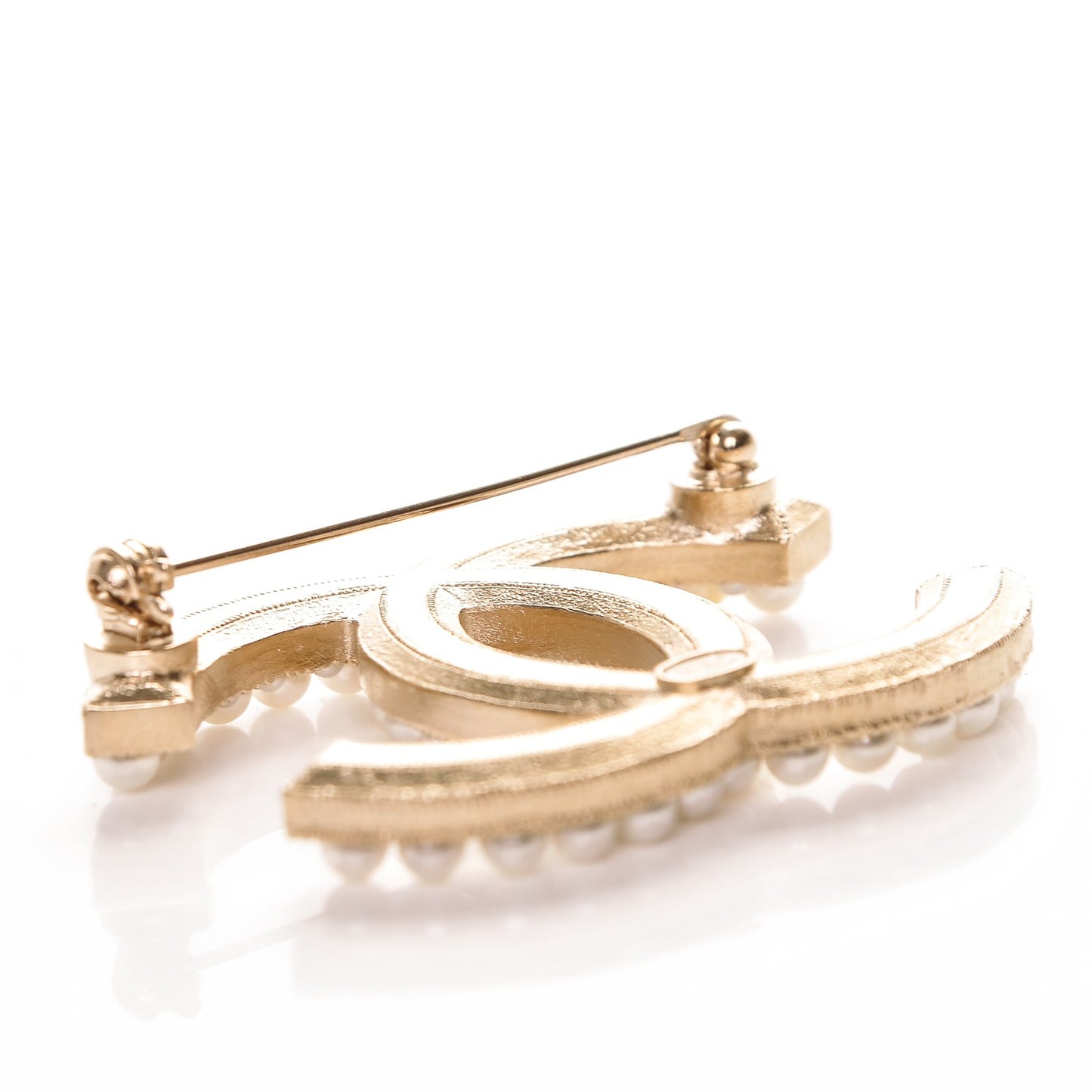Pearl CC Brooch Pin Gold
