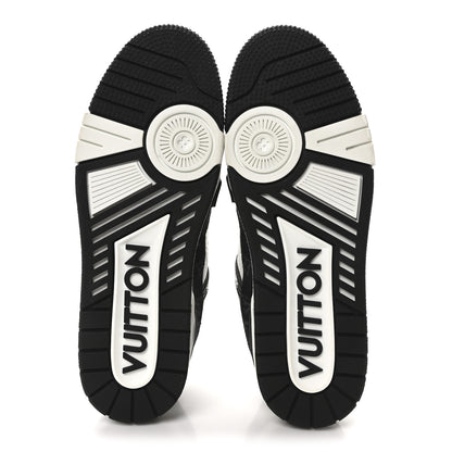 Louis Vuitton Calfskin Embossed Monogram Denim Mens LV Trainer Sneakers 9.5 Black 6 of 9