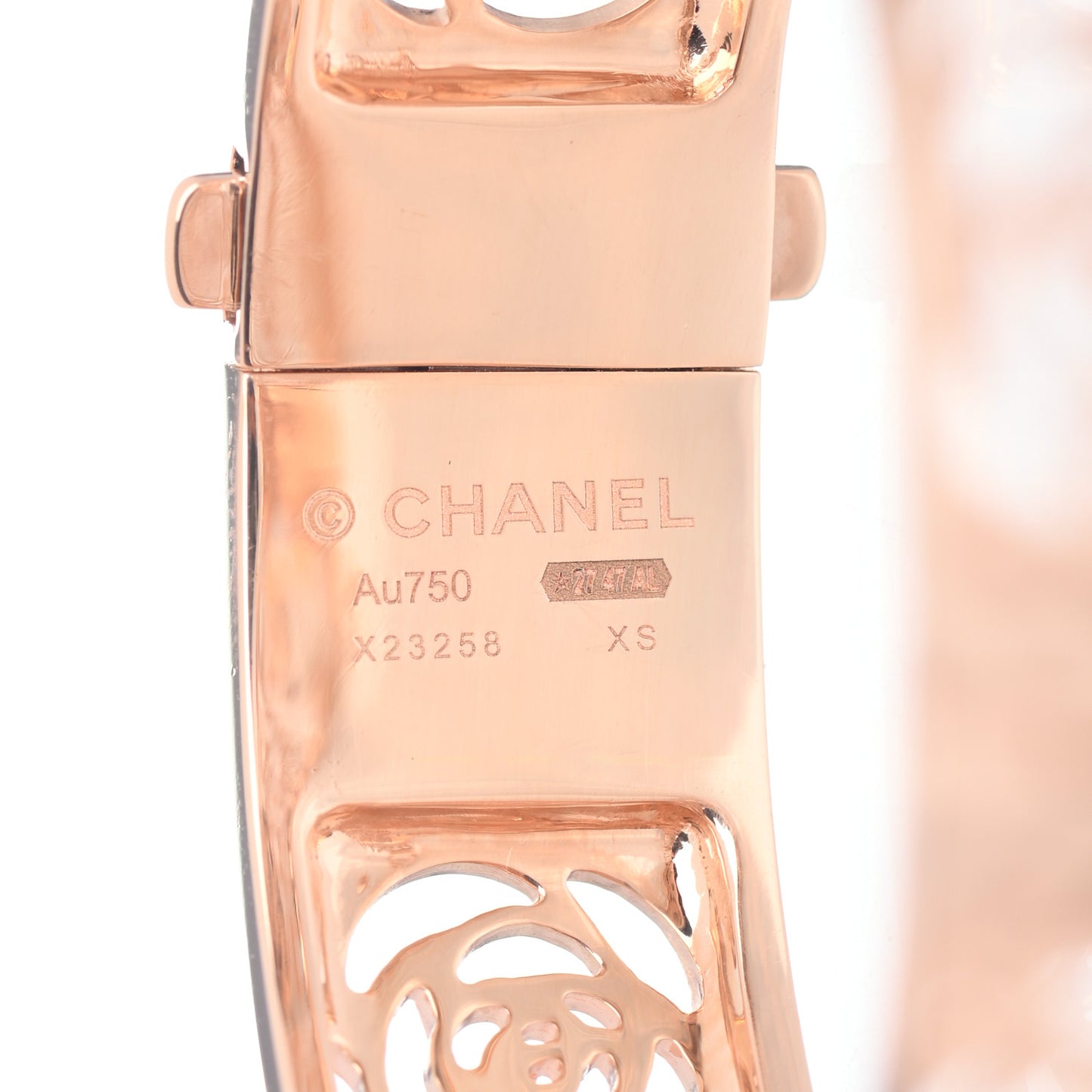 18K Rose Gold Camellia Ajoure Bangle Bracelet