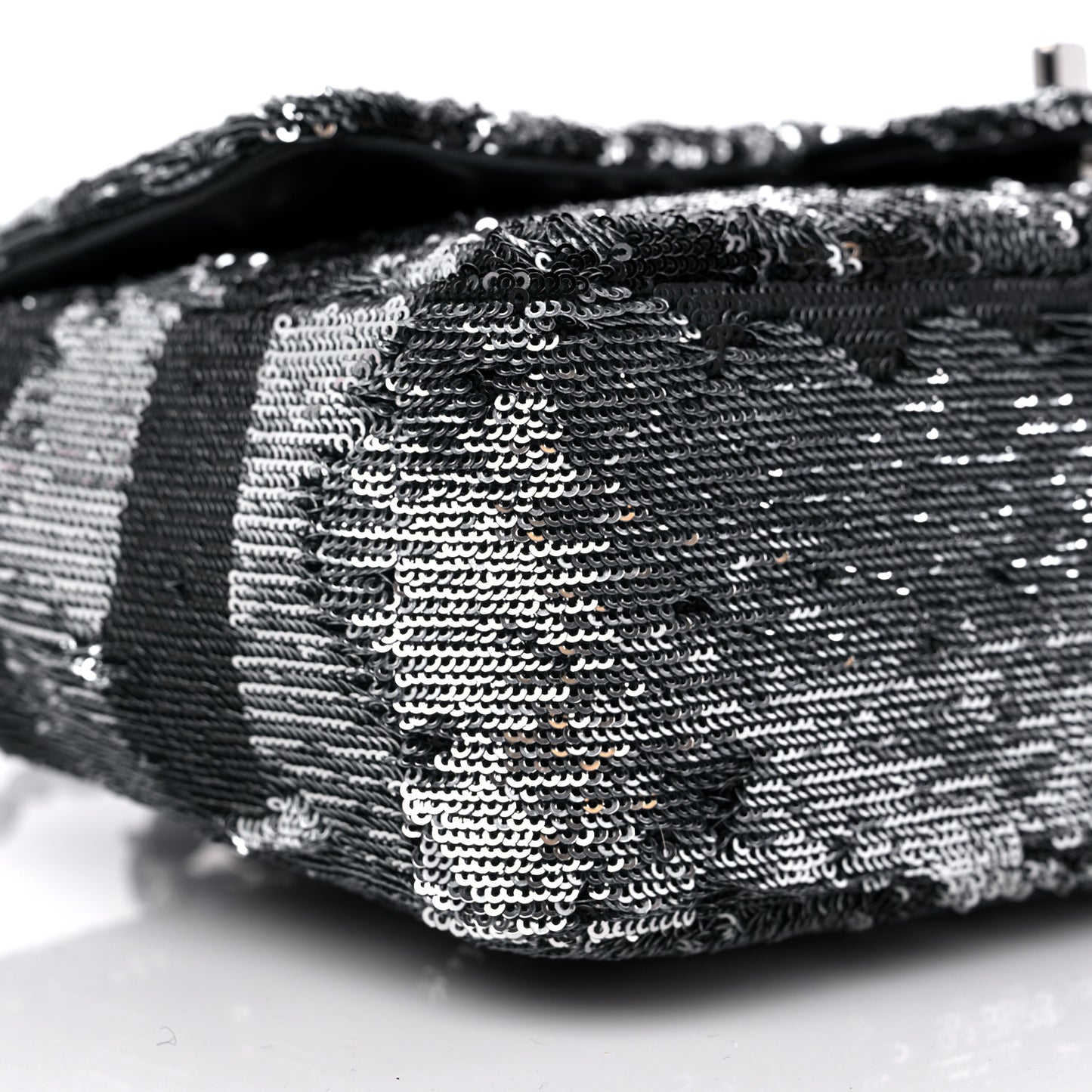 Sequin La Pausa Medium Single Flap Silver Black