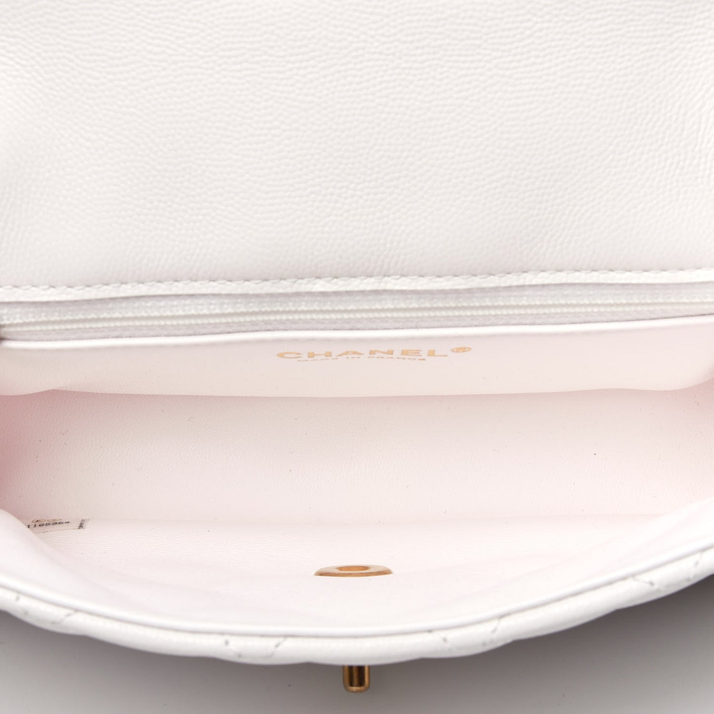 Caviar Quilted Medium Sweet Classic Flap White