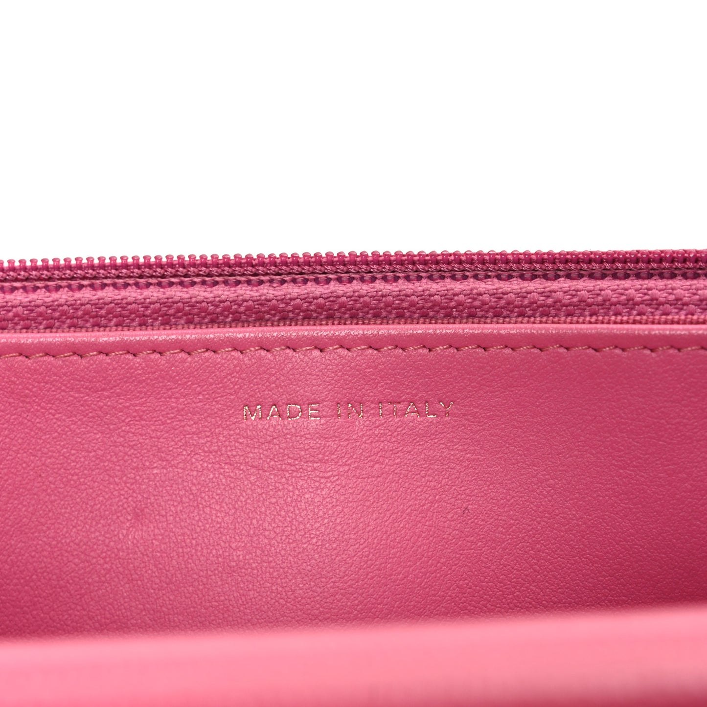 Caviar Quilted Wallet on Chain WOC Pink