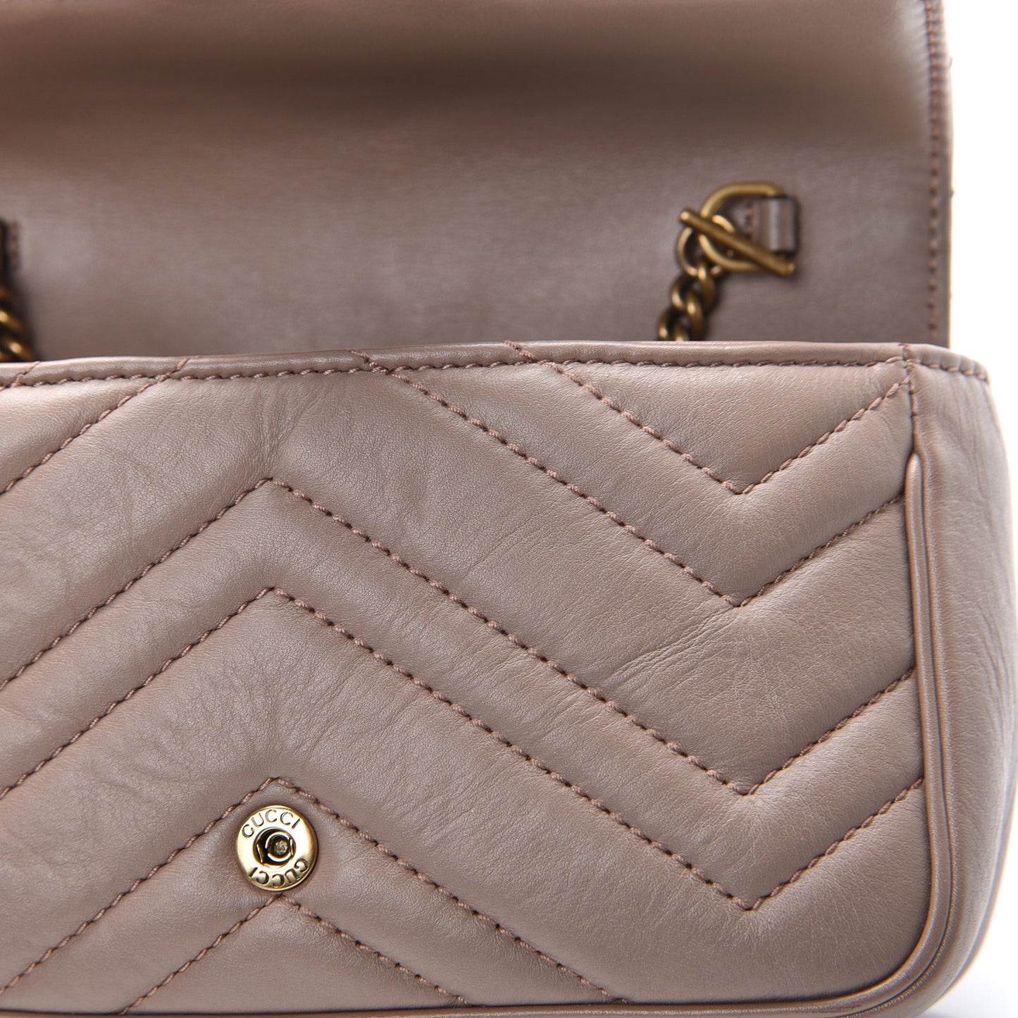 Calfskin Matelasse Super Mini GG Marmont Shoulder Bag Porcelain Rose