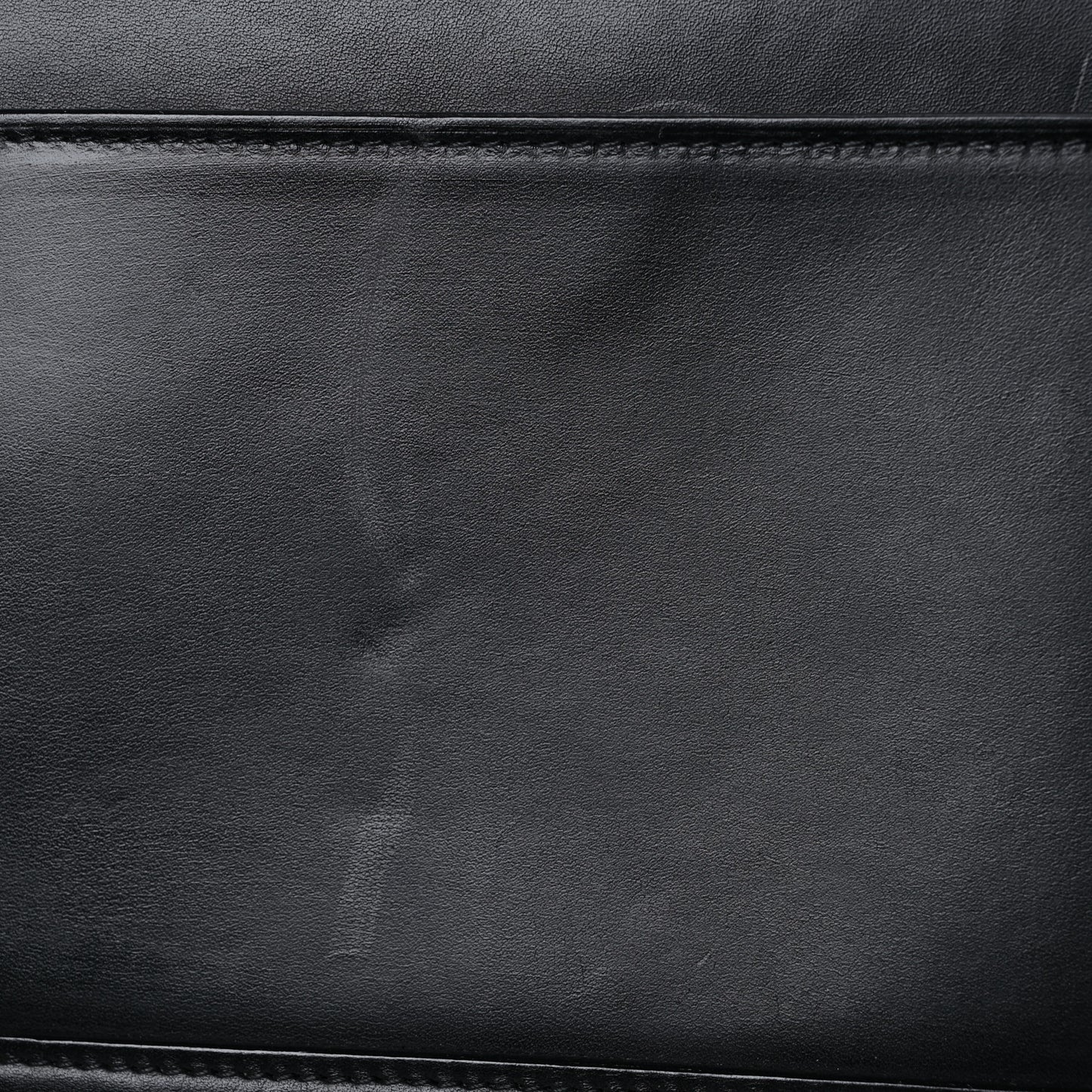 Smooth Calfskin Large Case Chain Flap Black