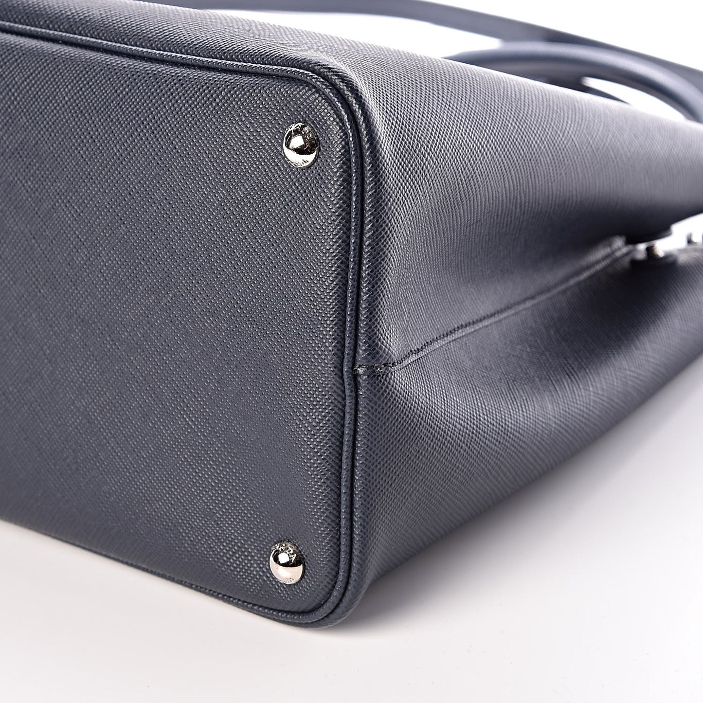 Saffiano Cuir Medium Double Handle Tote Baltico Astrale