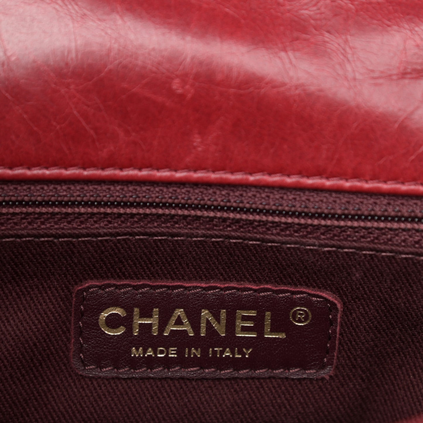 Glazed Calfskin Castle Rock Large Flap Red
