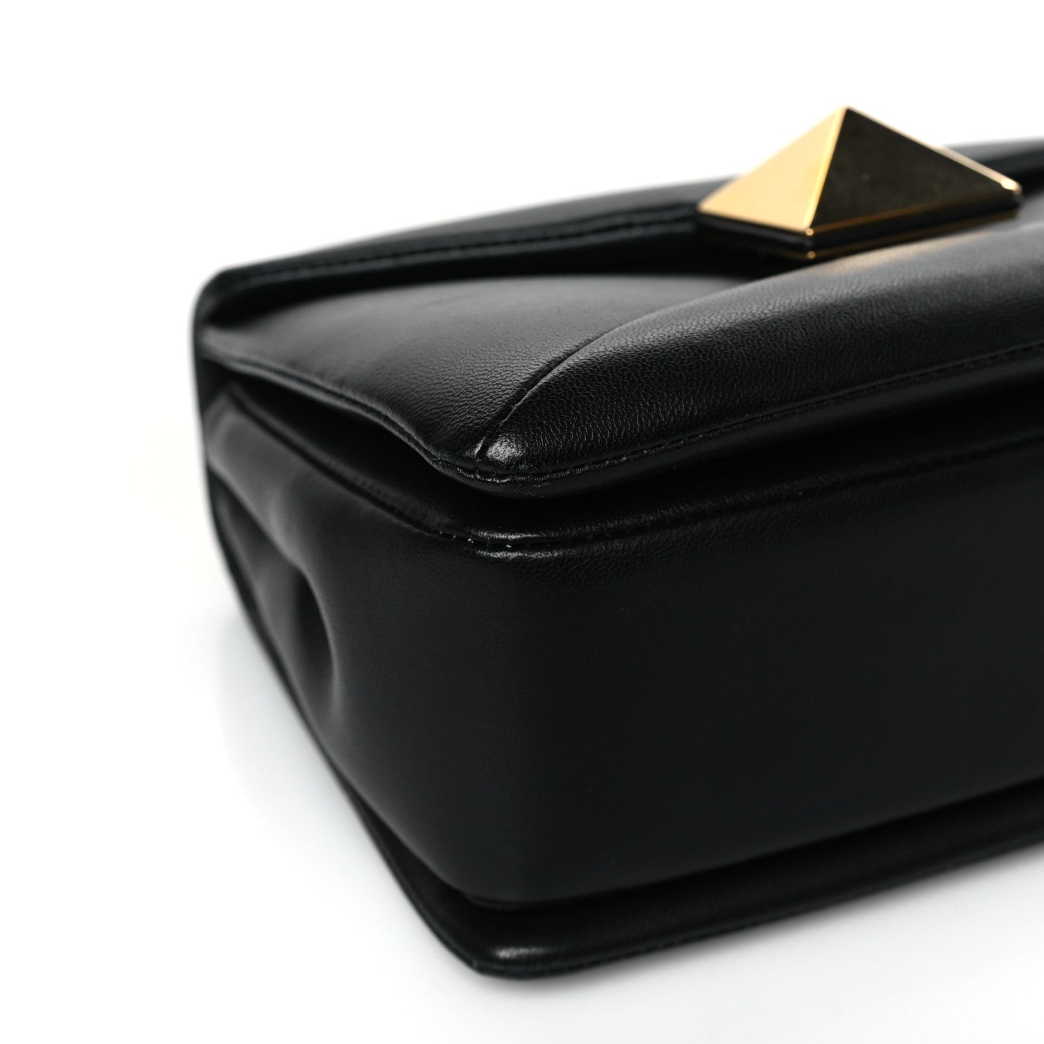 Valentino Garavani Nappa One Stud Chain Clutch Black 7 of 8