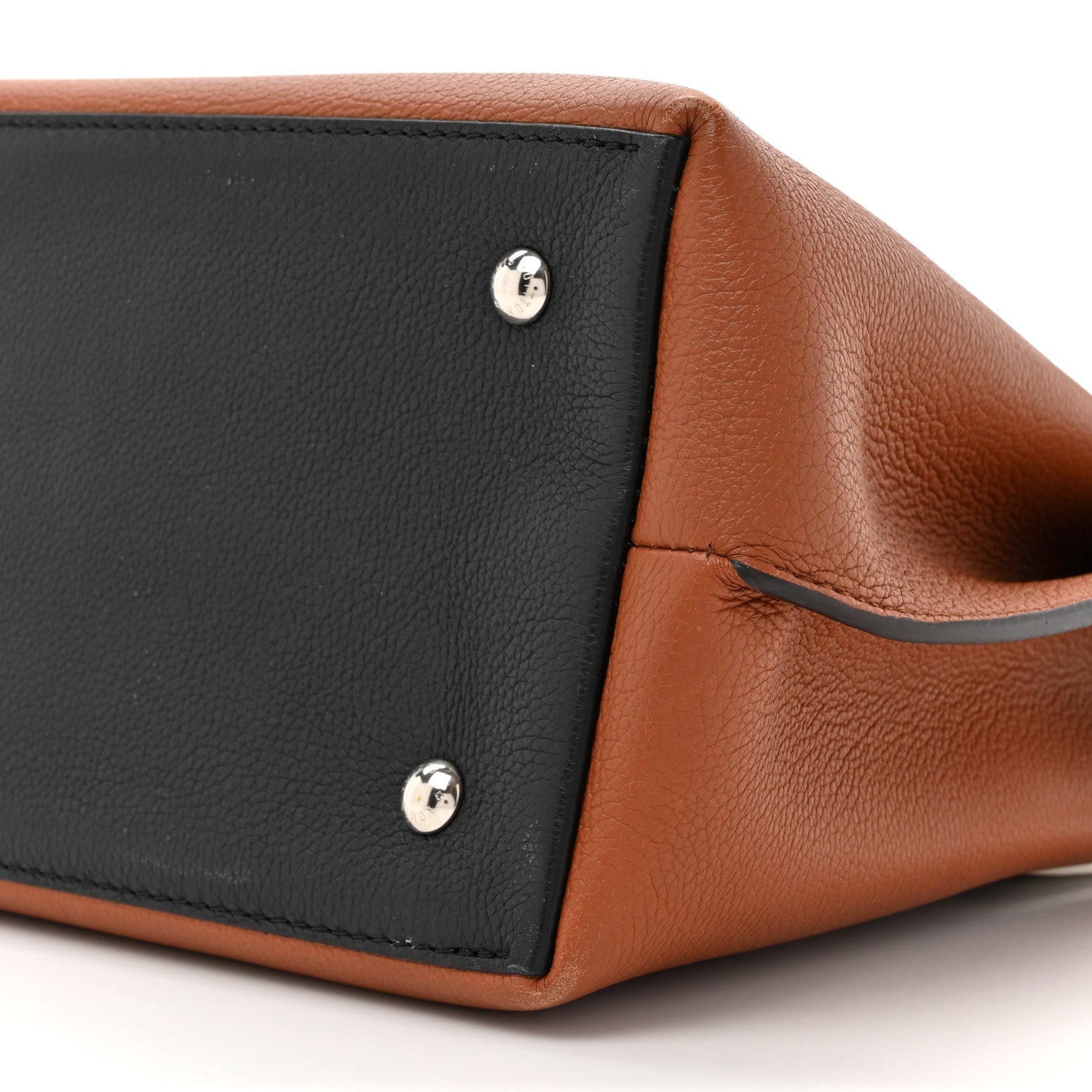 Louis Vuitton Soft Calfskin Lockme Ever BB Carmel Quartz Black 8 of 15
