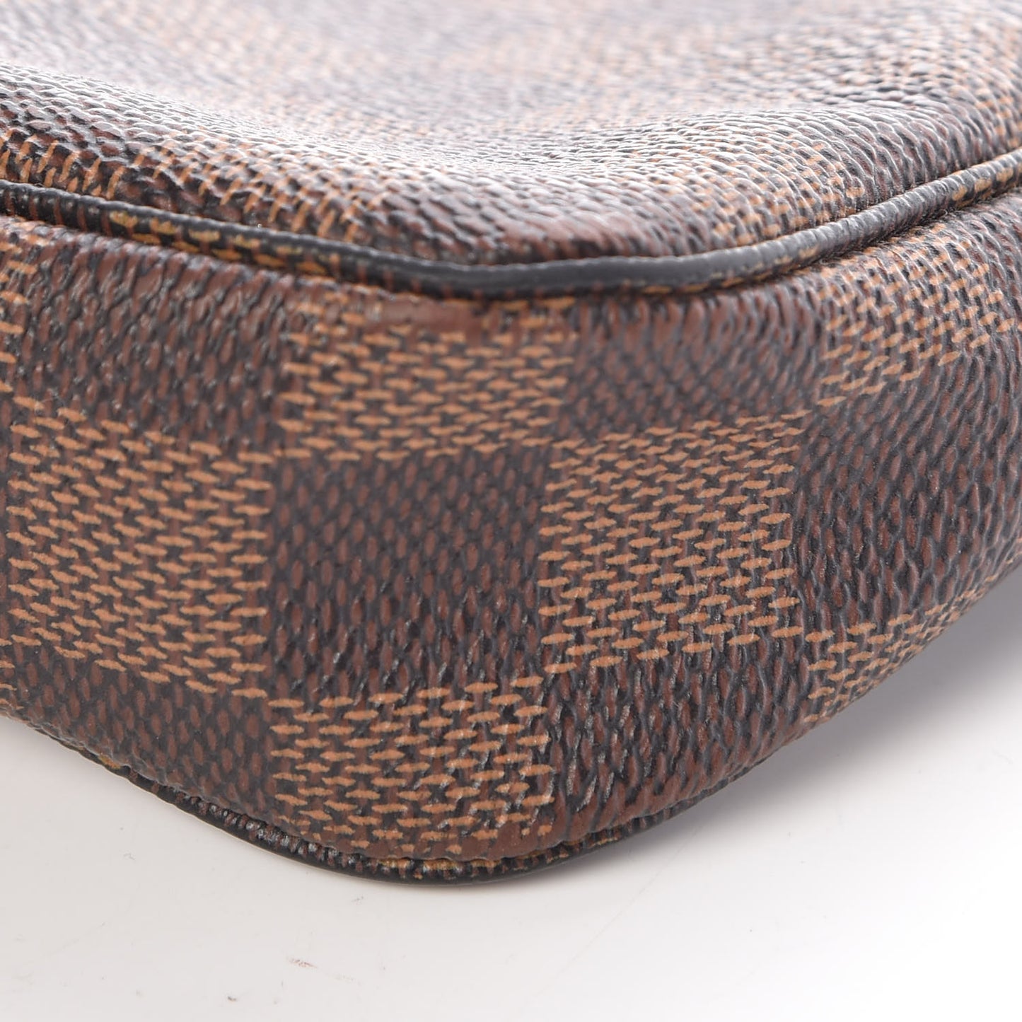 Damier Ebene Pochette Accessories