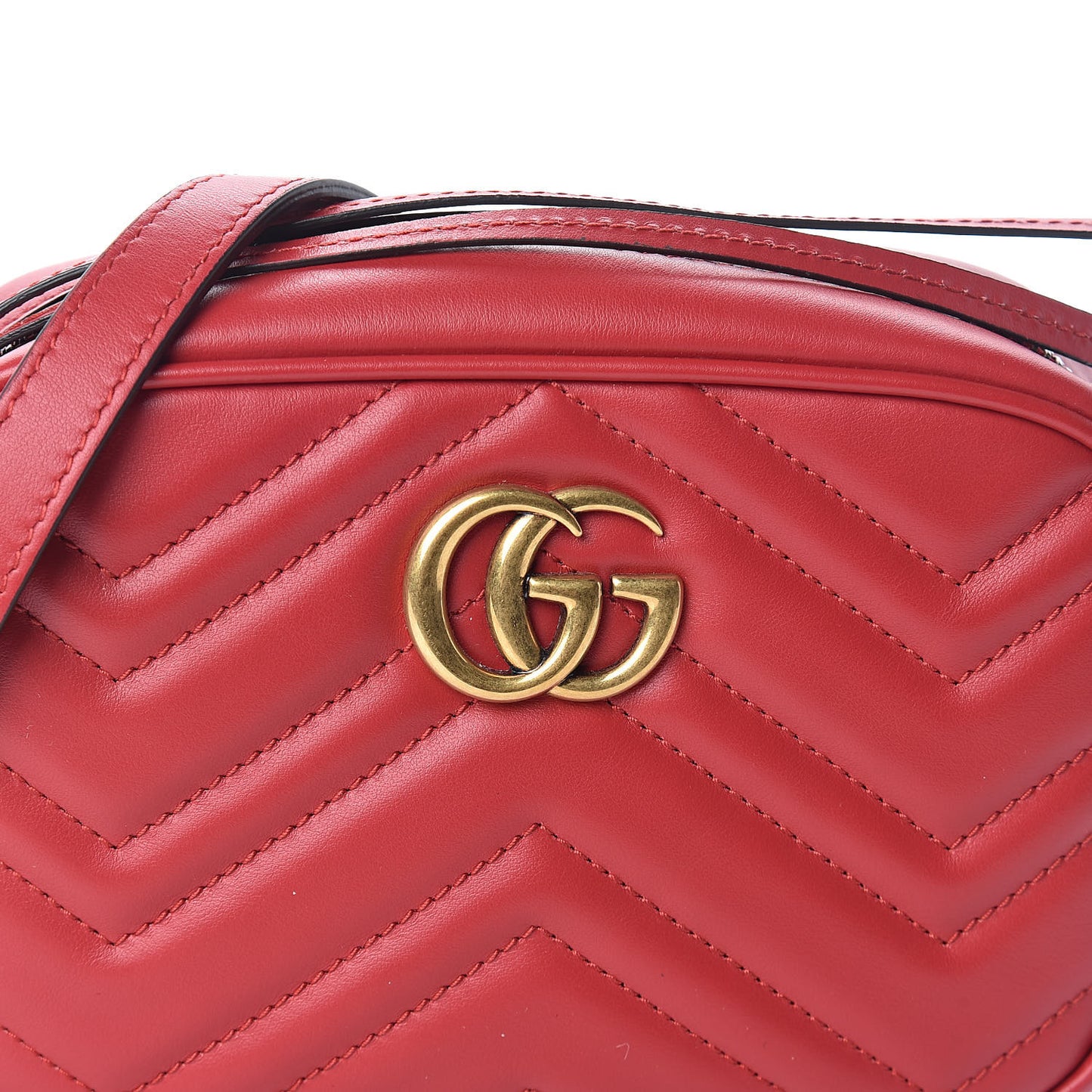 Calfskin Matelasse Mini GG Marmont Chain Shoulder Bag Hibiscus Red