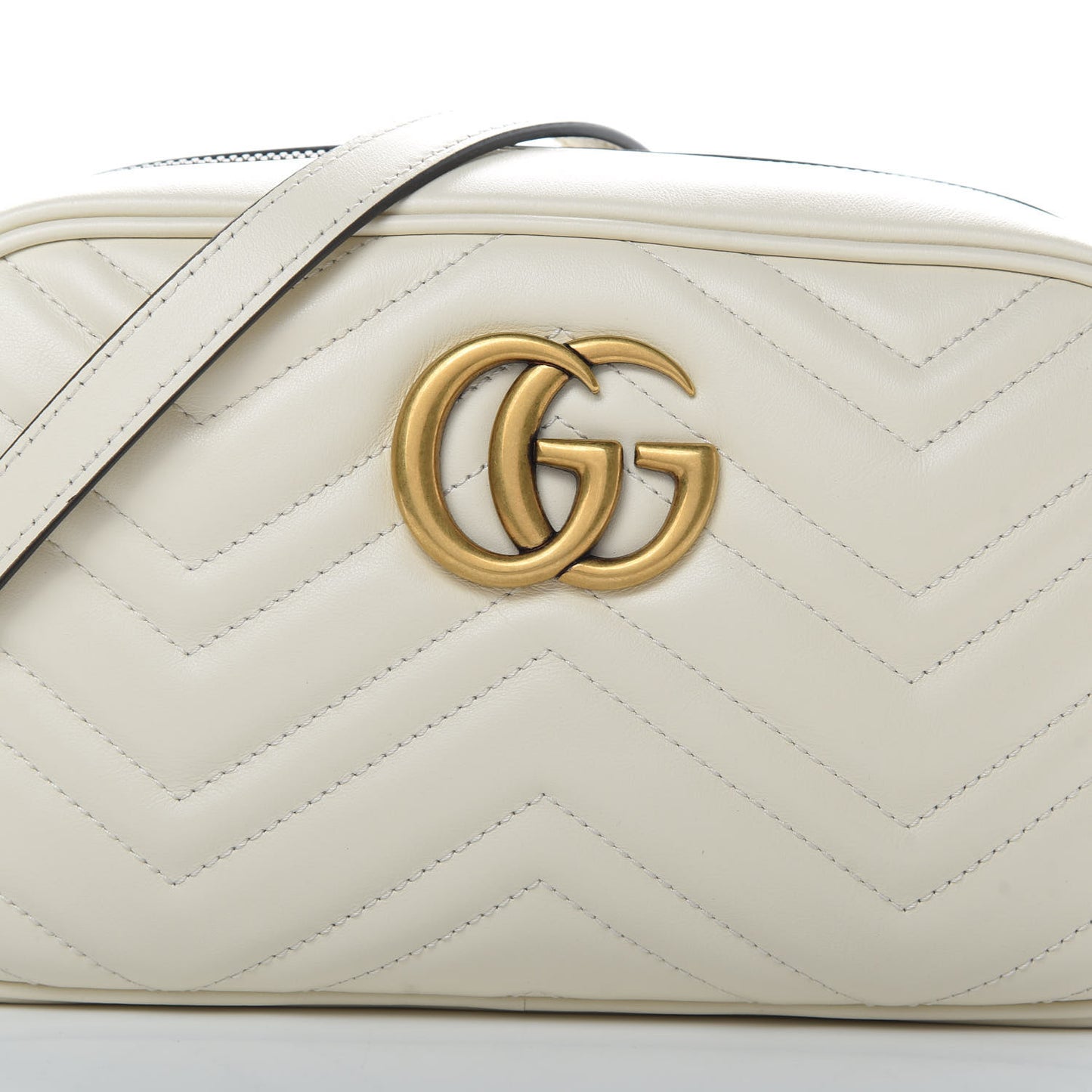 Calfskin Matelasse Small GG Marmont Chain Shoulder Bag White