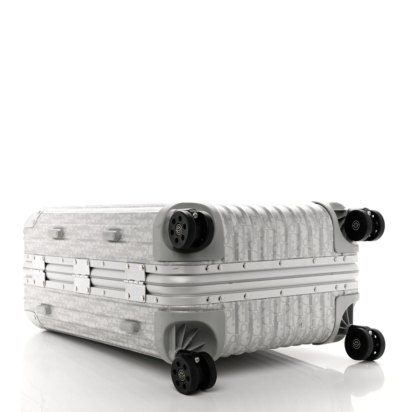 X RIMOWA Aluminum Gradient Cabin Luggage Silver
