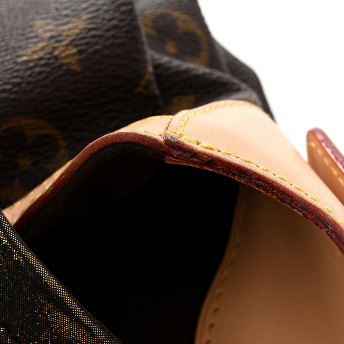Monogram Kalahari GM