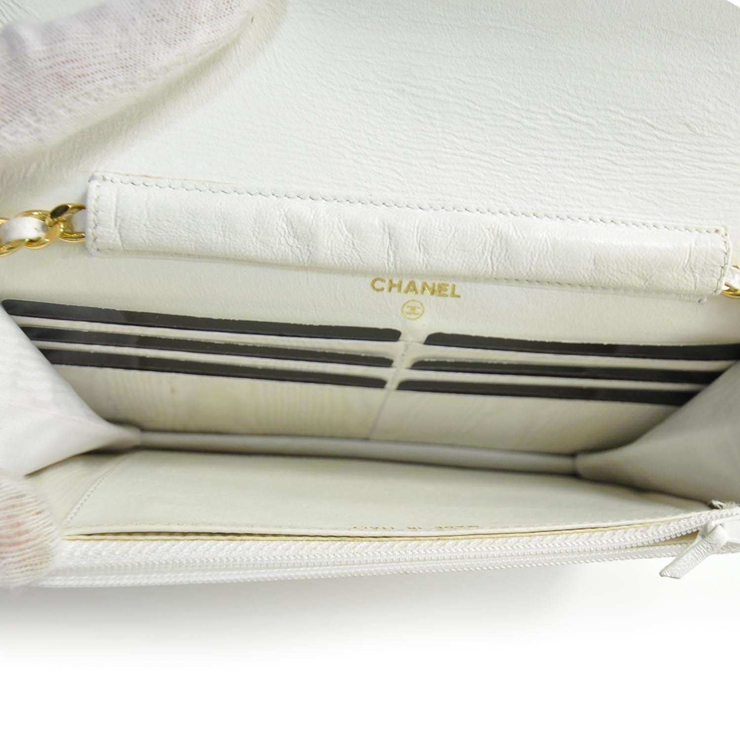 Chanel Caviar Wallet on Chain White 7 of 11