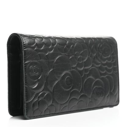 Chanel Lambskin Camellia Embossed Yen Wallet Black 3 of 8