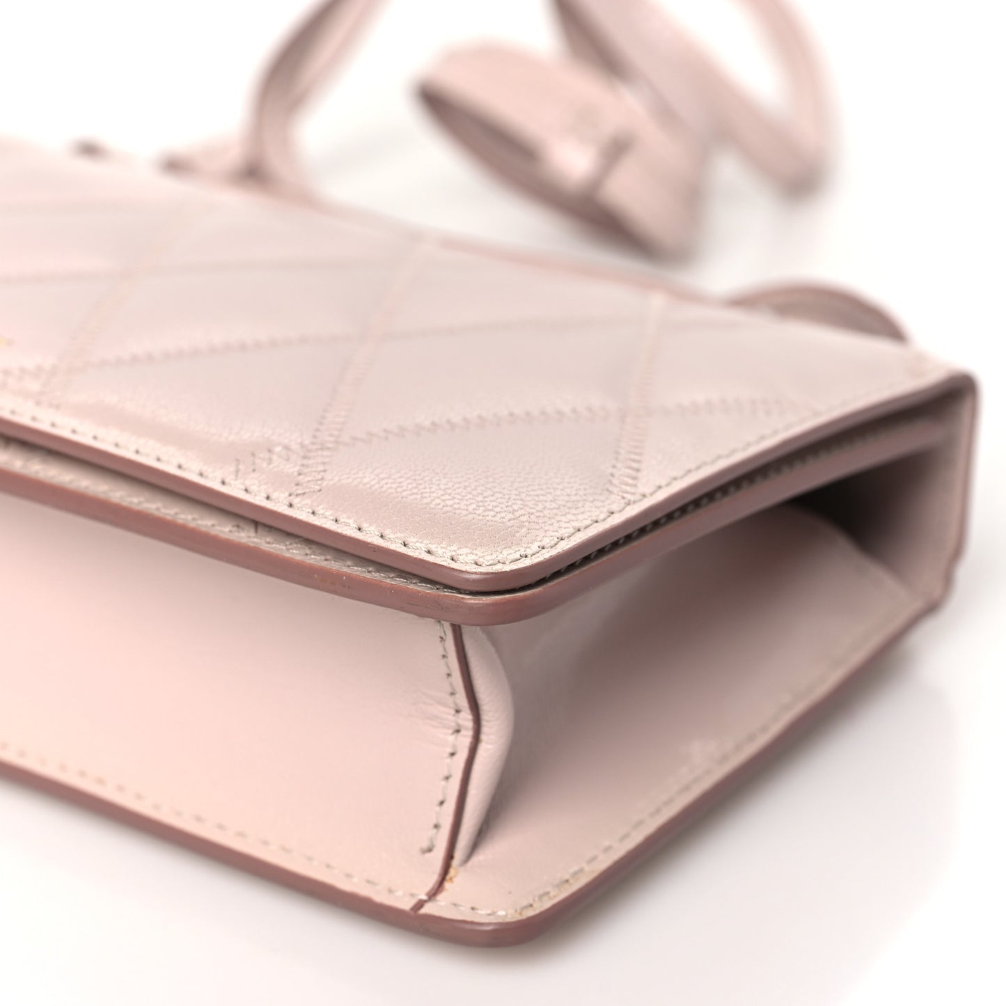 Goatskin Quilted GV3 Strap Wallet Pale Pink