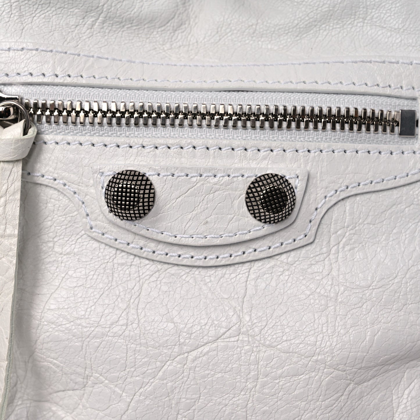 Agneau Arena Le Cagole Bucket Bag XS Optic White