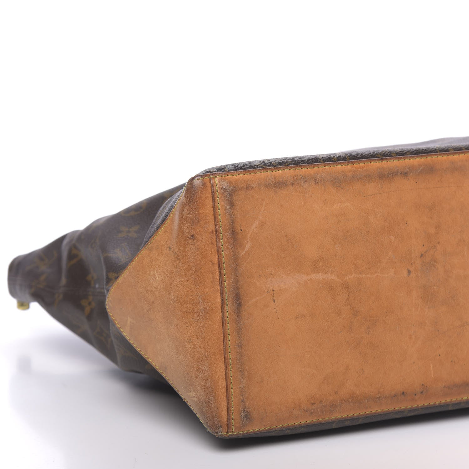 Louis Vuitton Monogram Cabas Mezzo 16 of 19