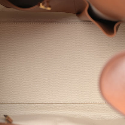 The Row Polished Saddle Calfskin Soft Margaux 15 Cuir 5 of 11