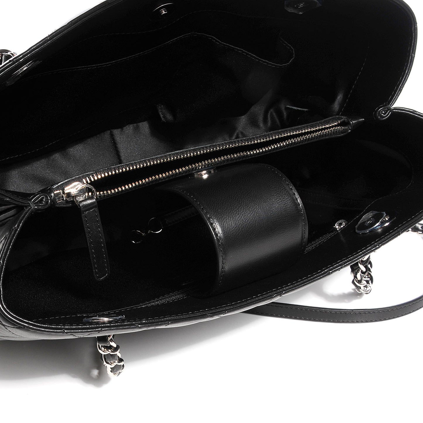 Lambskin Quilted Pagode Piping Tote Black