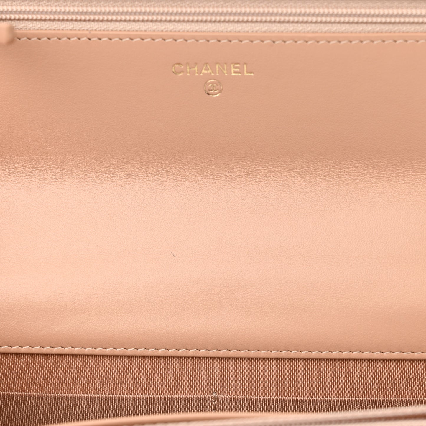 Calfskin Quilted Perfect Fit Wallet On Chain WOC Beige