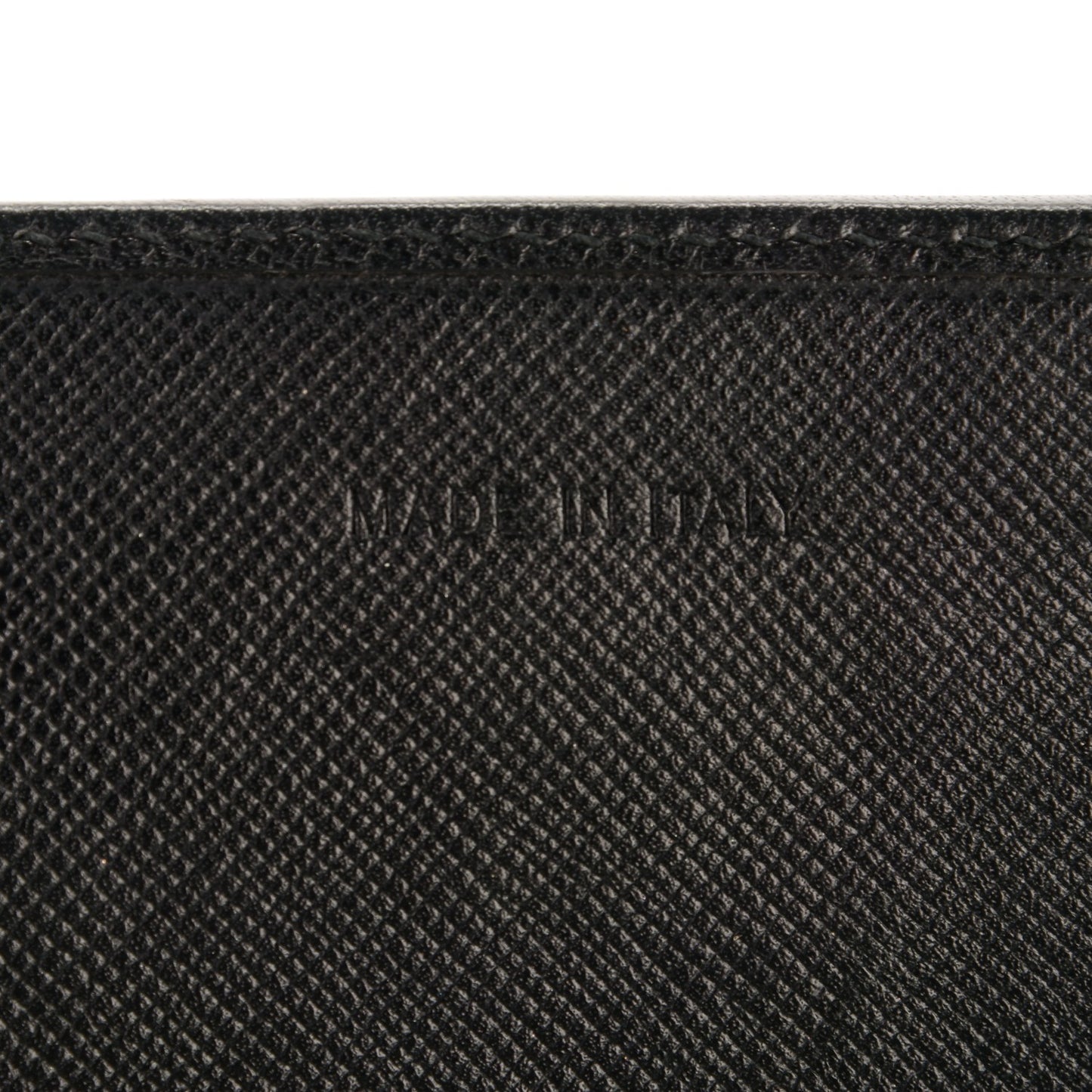 Saffiano Triangle Continental Flap Wallet Nero Black