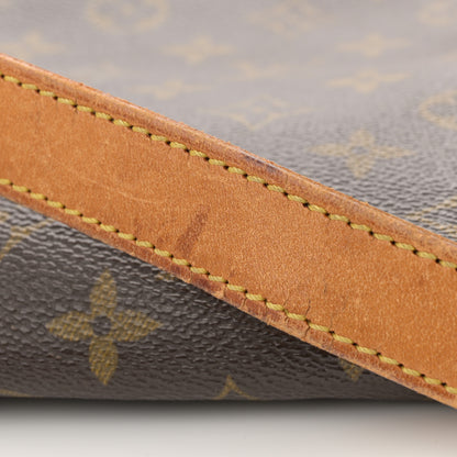 Louis Vuitton Monogram Musette GM 13 of 17