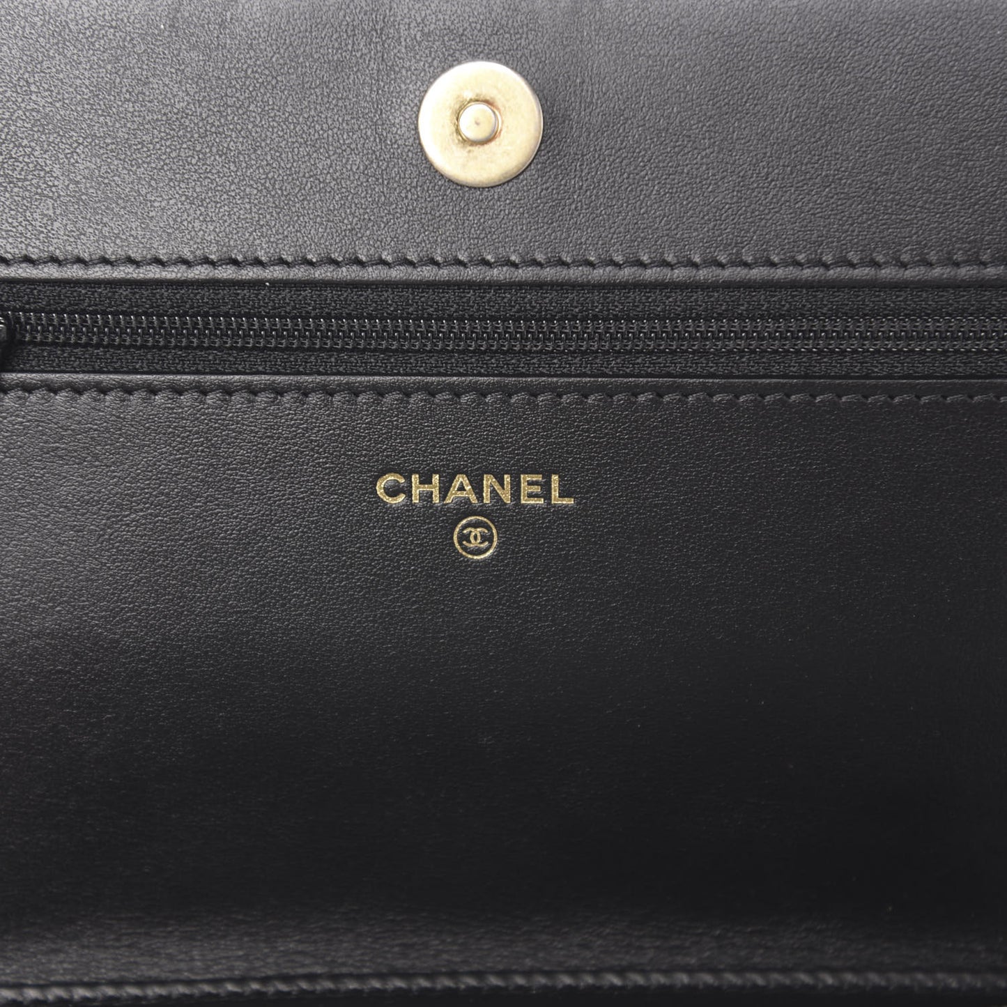Caviar Quilted Boy Wallet On Chain WOC Black