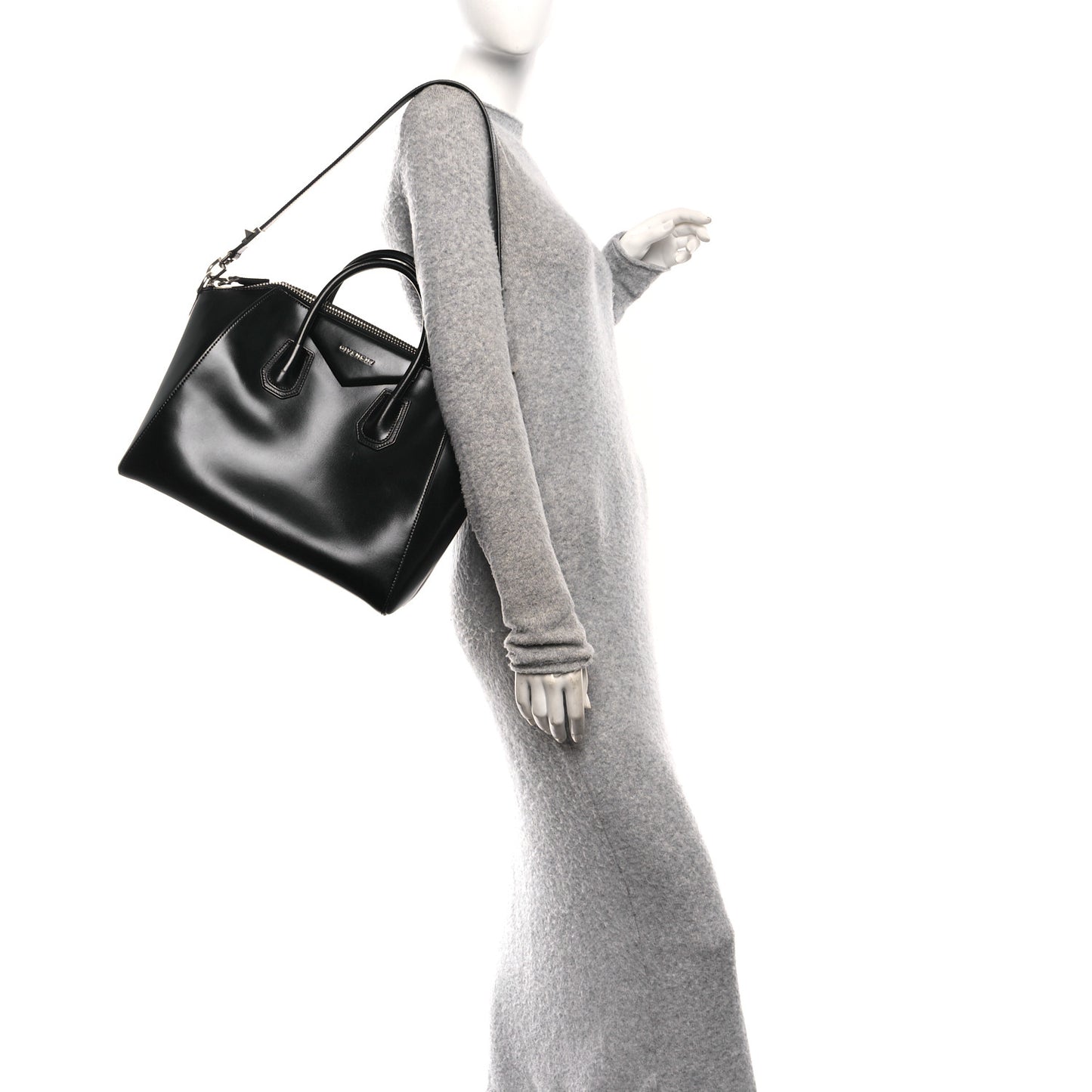 Shiny Lord Calfskin Medium Antigona Black