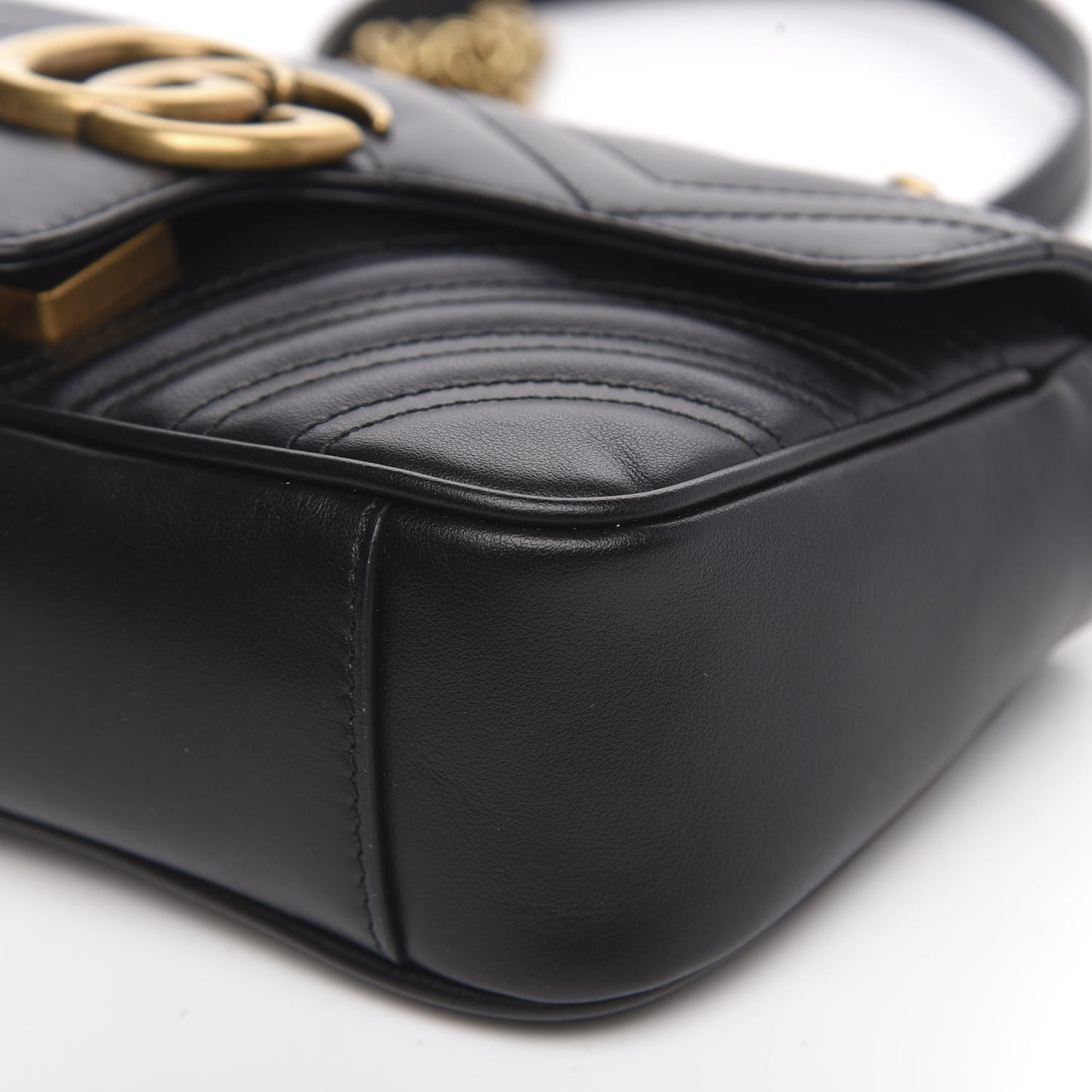Calfskin Matelasse Mini GG Marmont Shoulder Bag Black