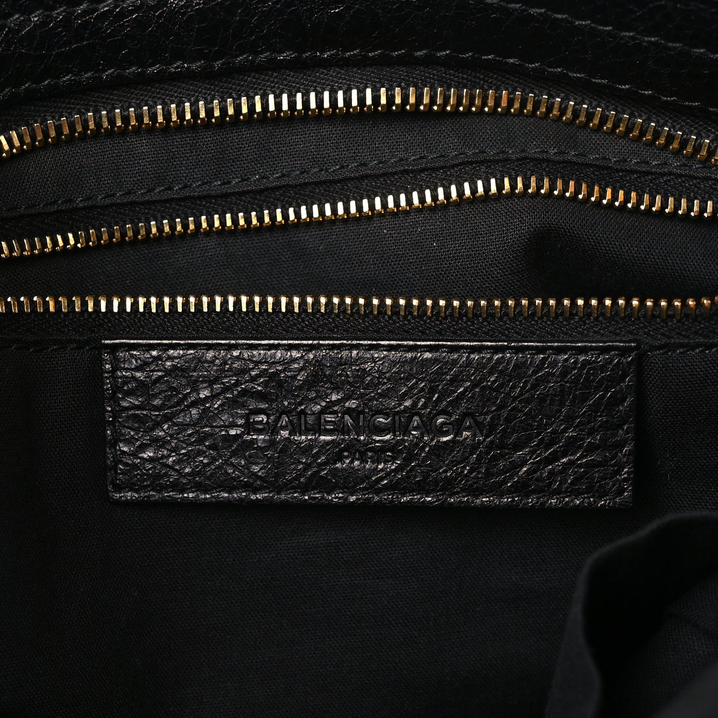 Agneau Giant 12 Gold Hardware City Black