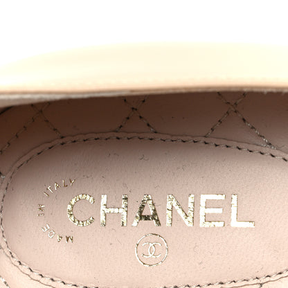 Chanel Calfskin Patent Cap Toe CC Pumps 39.5 Light Beige Black 9 of 12