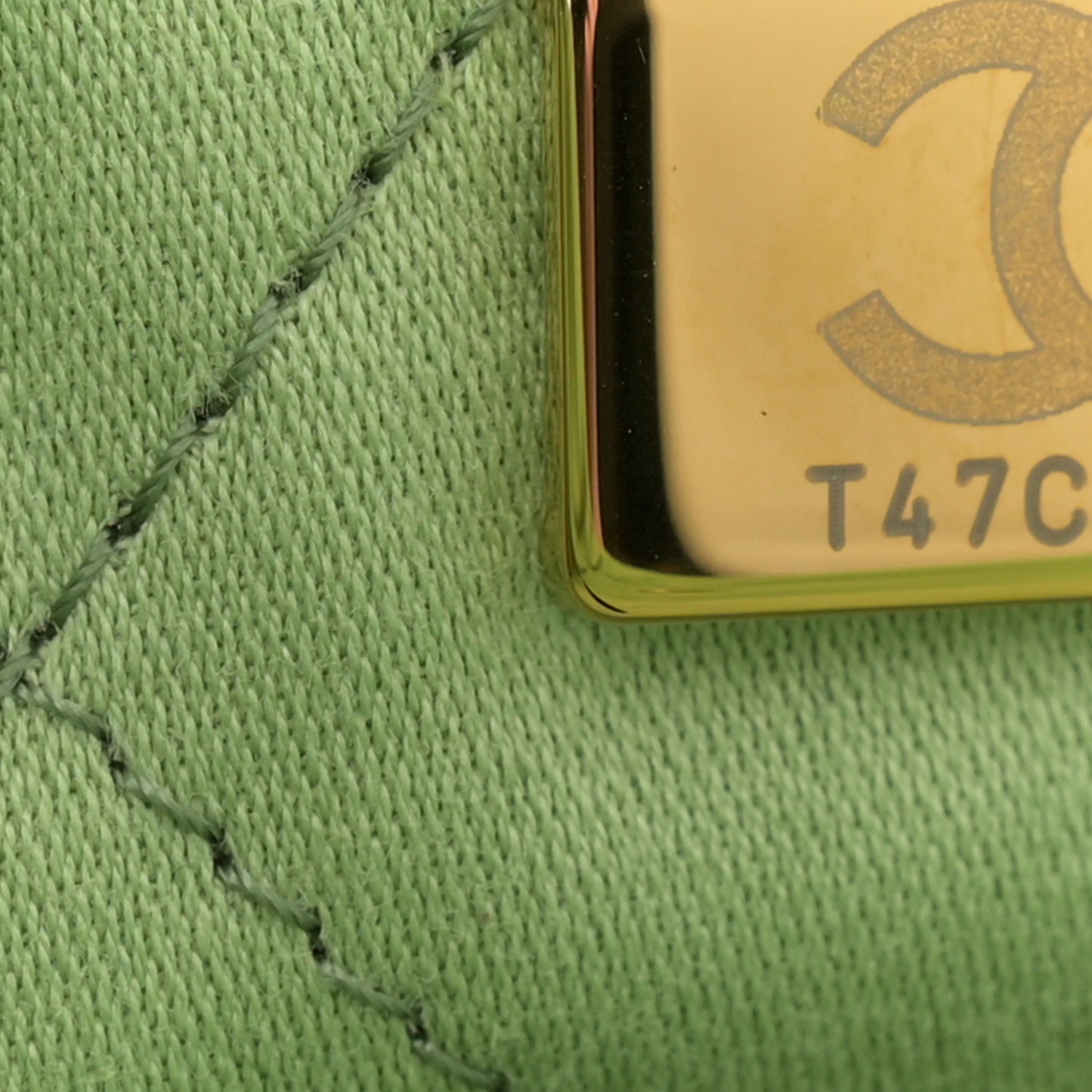 Shiny Caviar Quilted Chanel 22 Green