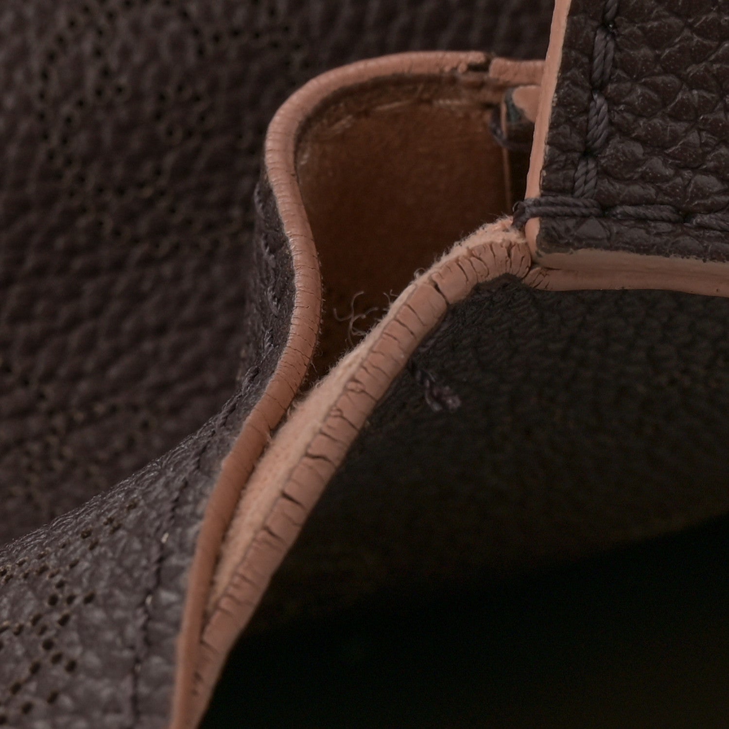 Louis Vuitton Mahina Carmel Hobo Chocolate 10 of 11