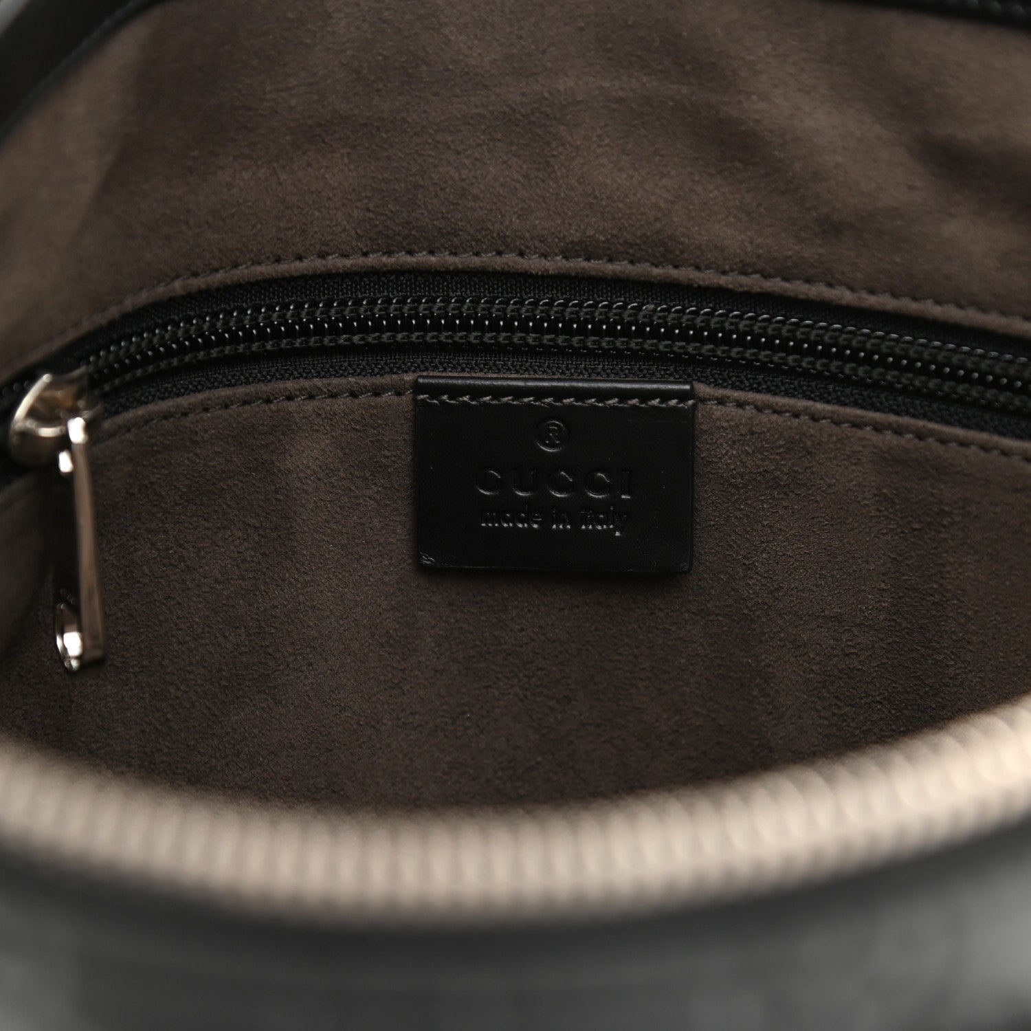 Gucci Guccissima Signature Medium Flat Messenger Bag Black 6 of 10