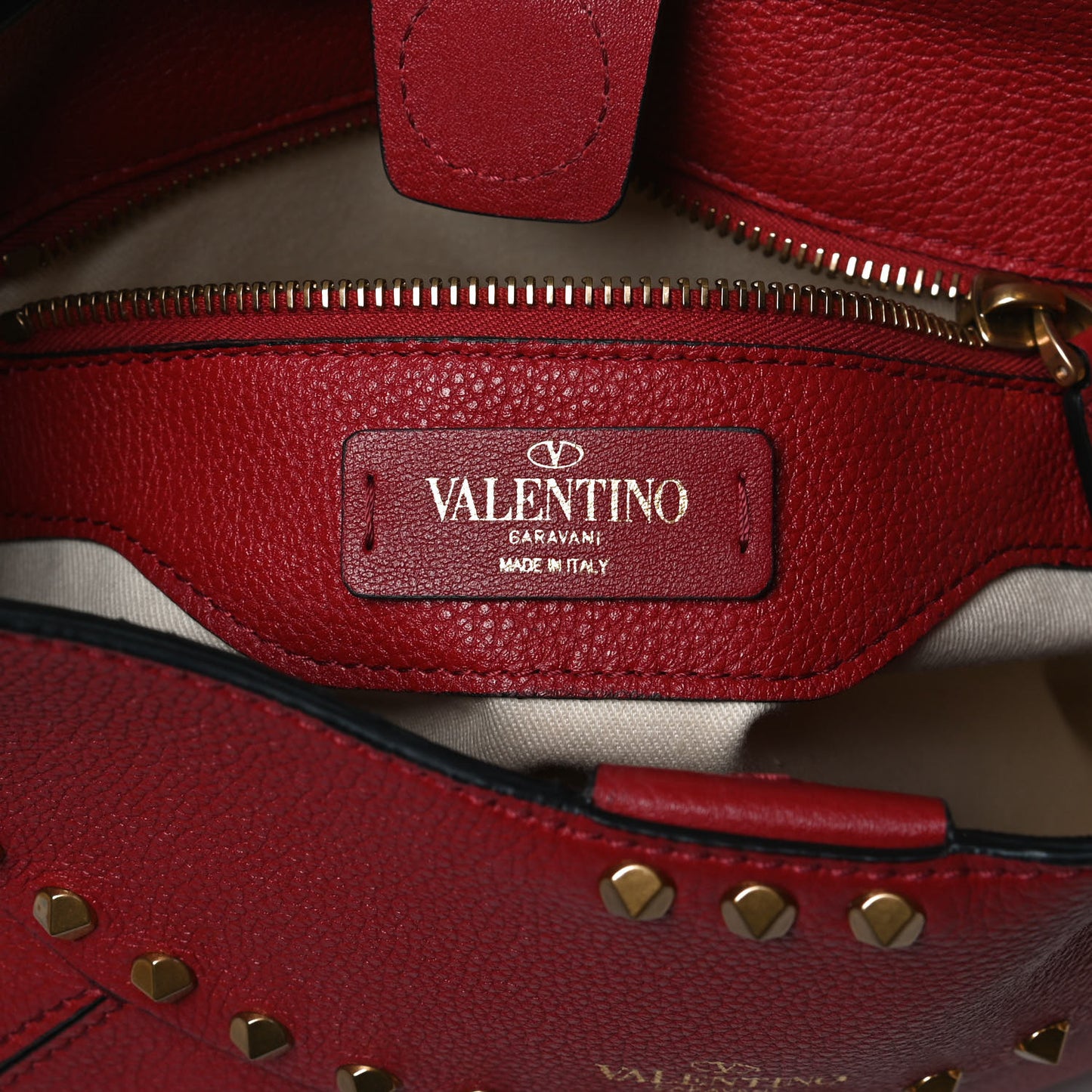 Grained Calfskin Medium Twinkle Studs Hobo Rosso Valentino