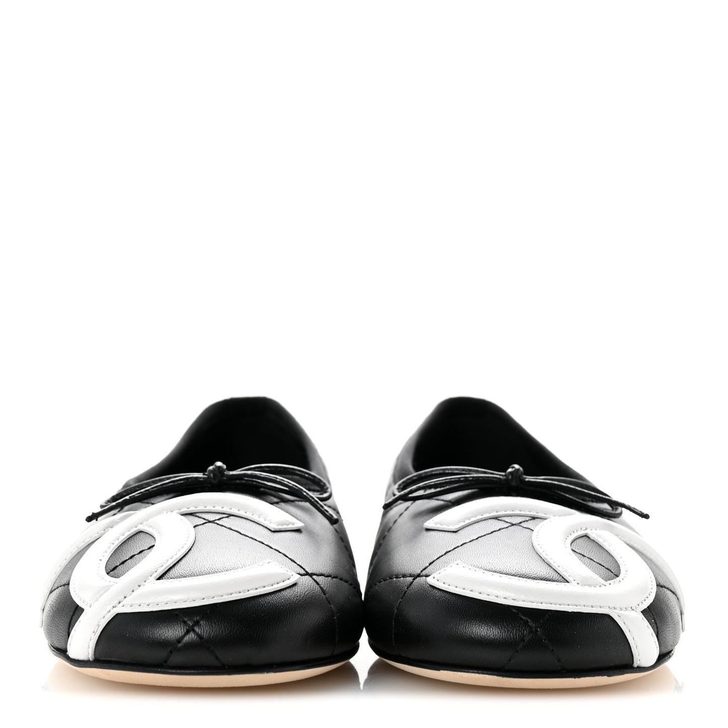 Lambskin Quilted CC Cambon Ballet Flats 36 Black White