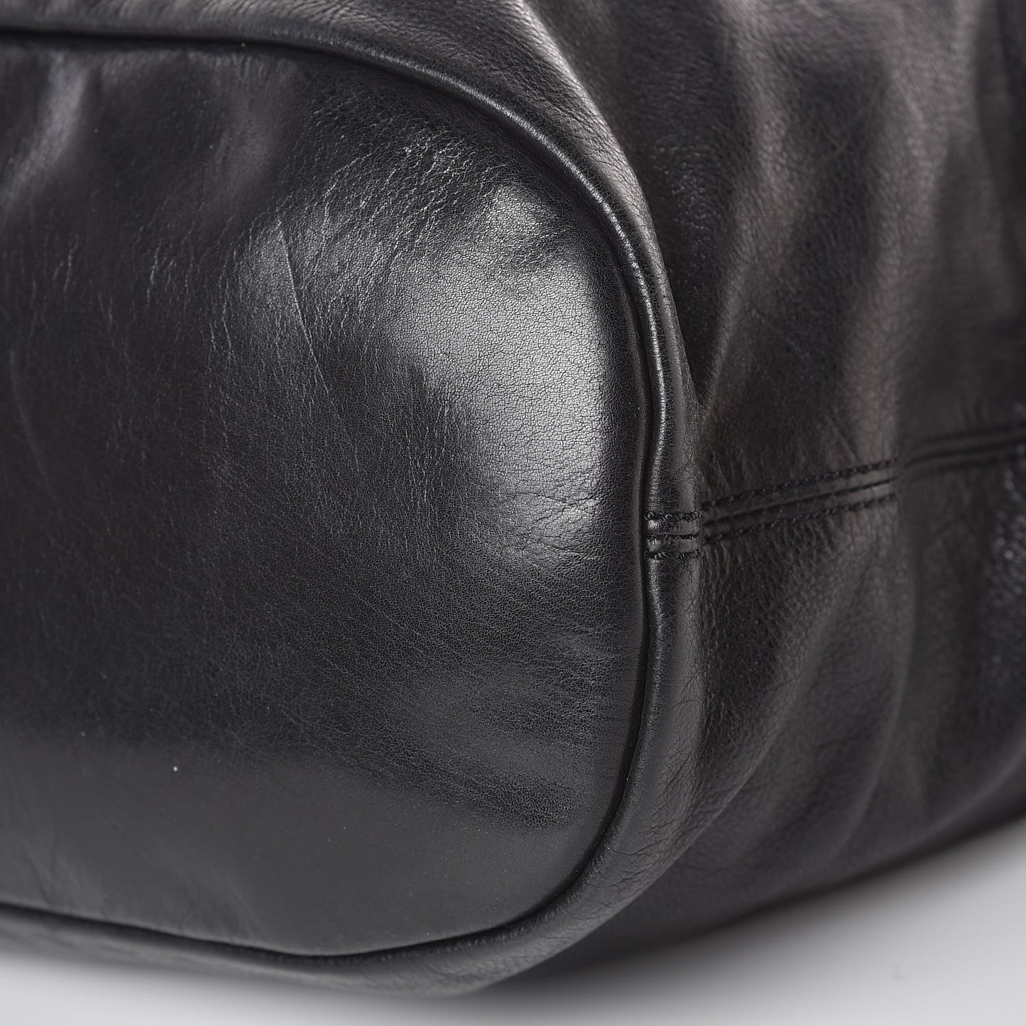 Lambskin Medium Nightingale Black