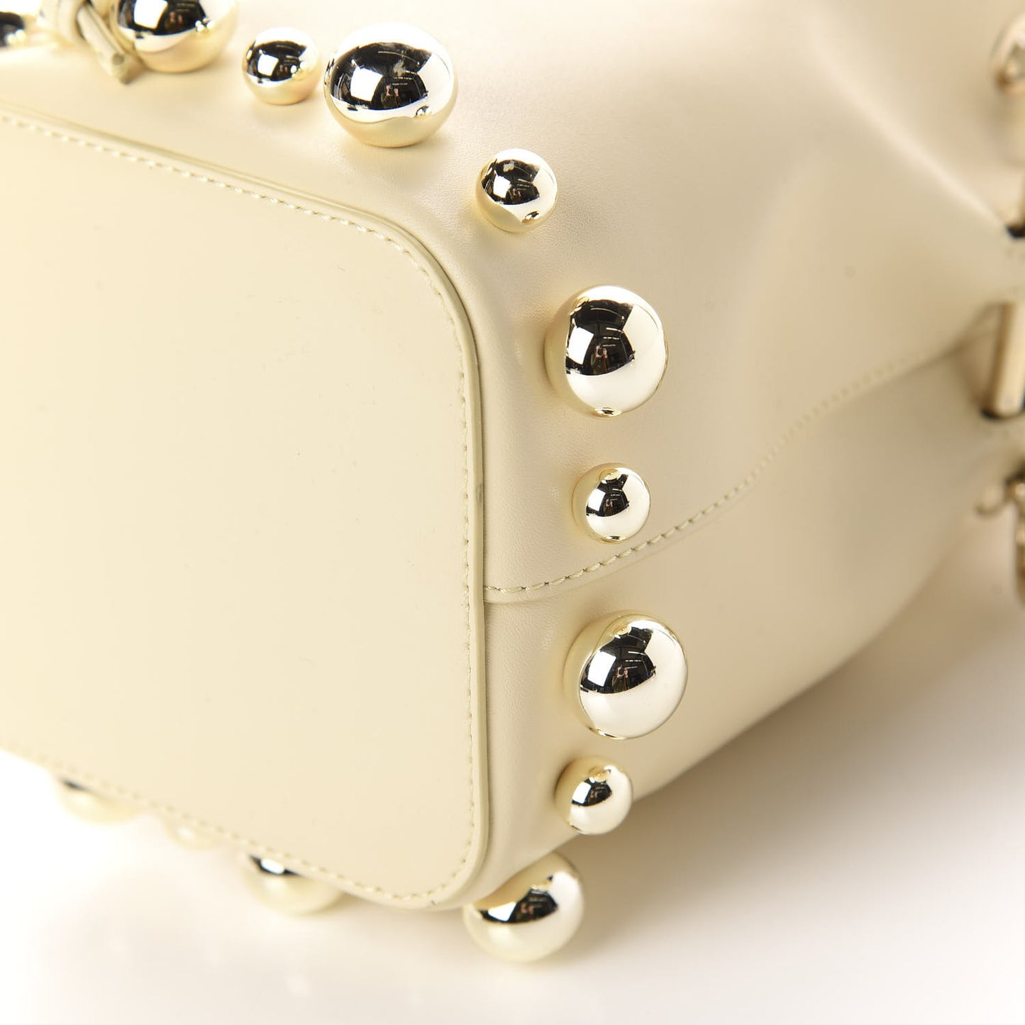 Vitello Liberty Pearl F is Fendi Mini Mon Tresor Bucket Bag Burro
