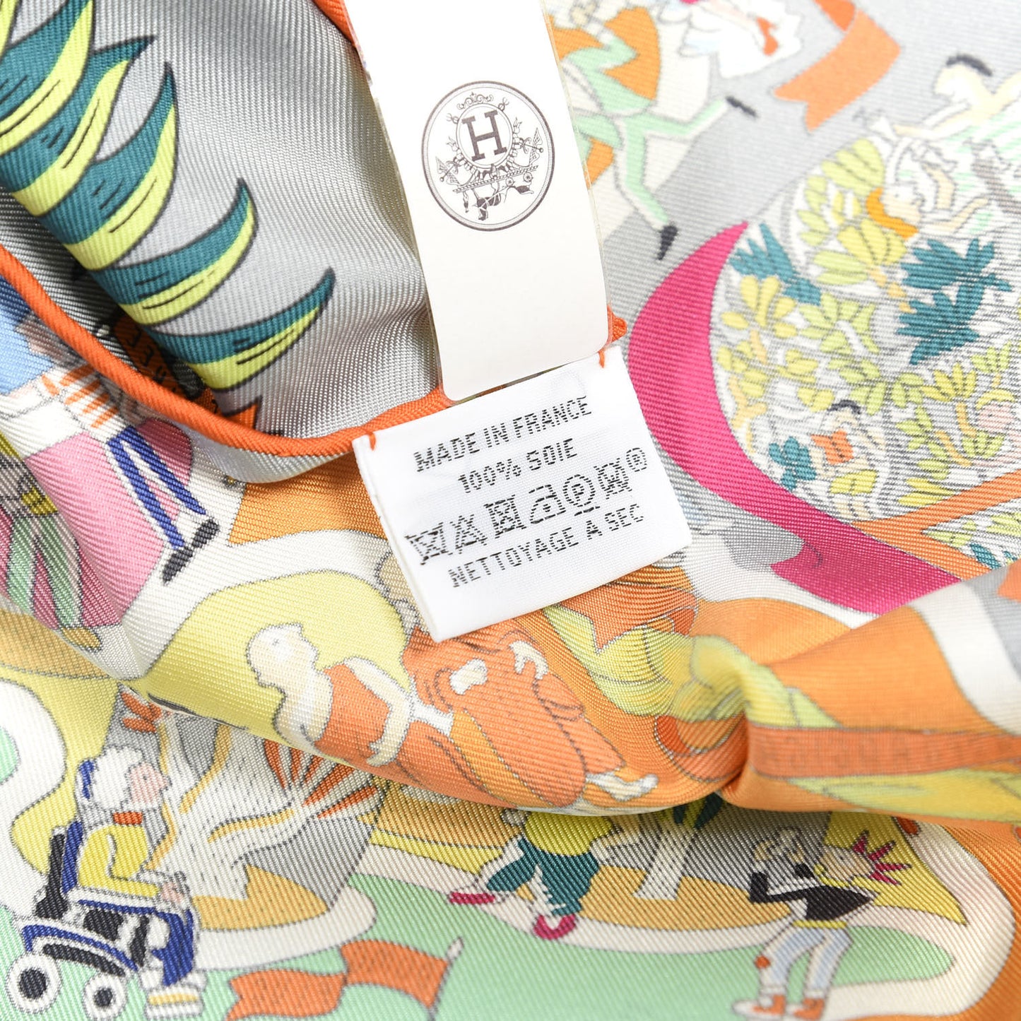 Silk Exposition Universelle Scarf 90 Orange Jaune Multi