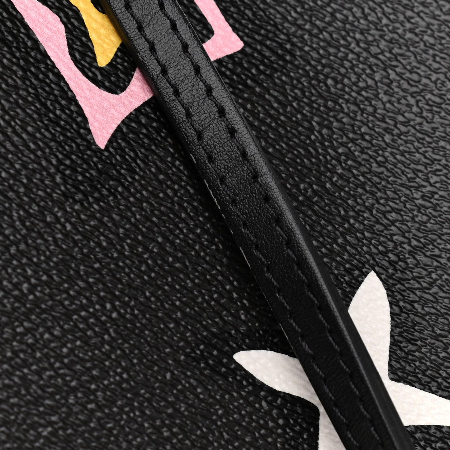 Monogram Giant Wild At Heart Neverfull MM Black