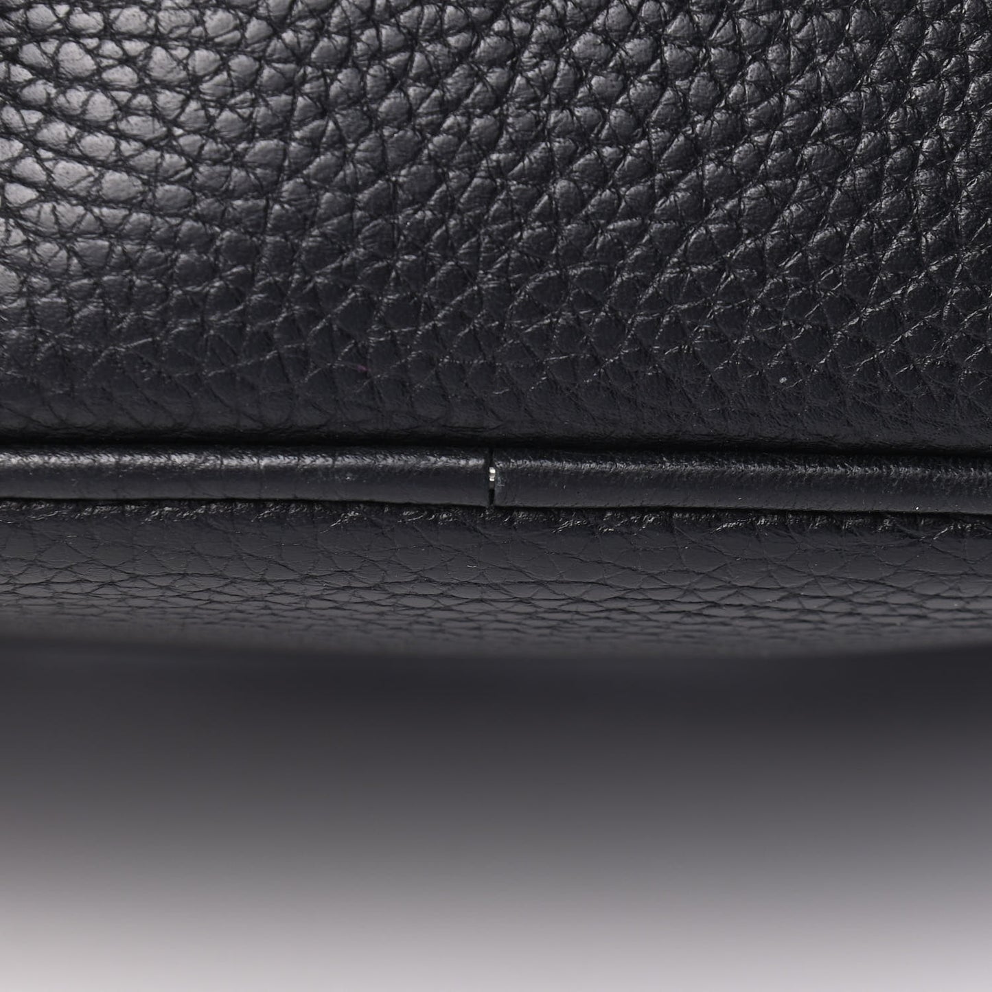 Pebbled Calfskin Small Soho Disco Bag Black
