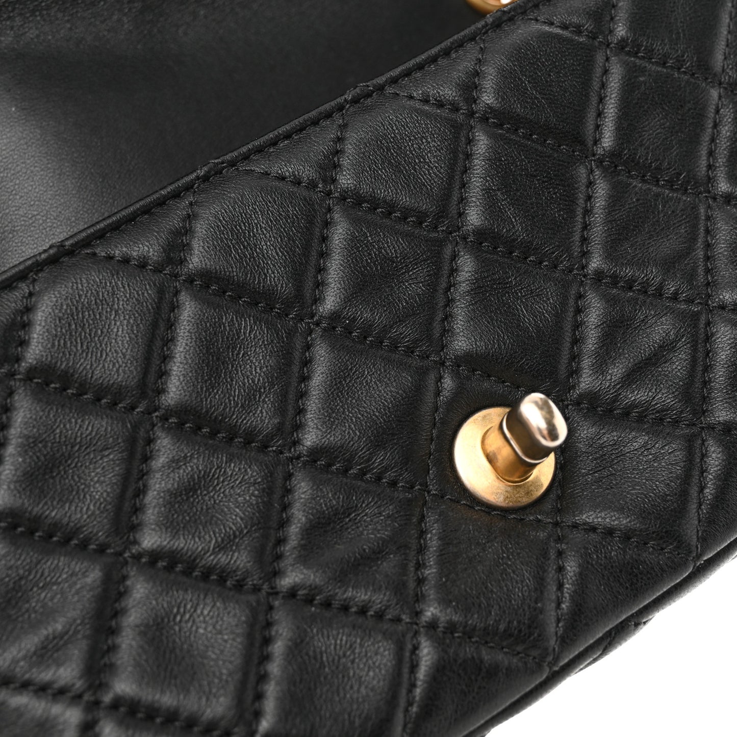 Lambskin Resin Quilted Mini Rectangular Pearl Samba Flap Black
