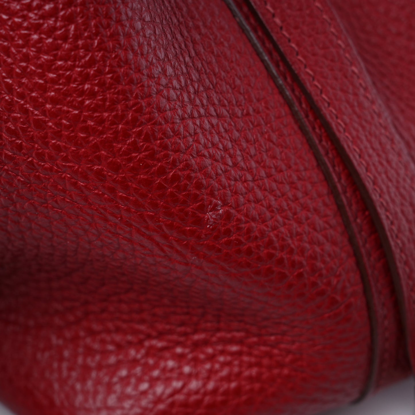 Taurillon Clemence Picotin Lock 18 PM Rubis