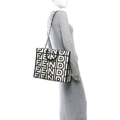 Fendi X MARC JACOBS Vitello King Logo Print Medium Fendi Sunshine Shopper Tote Black White 2 of 10